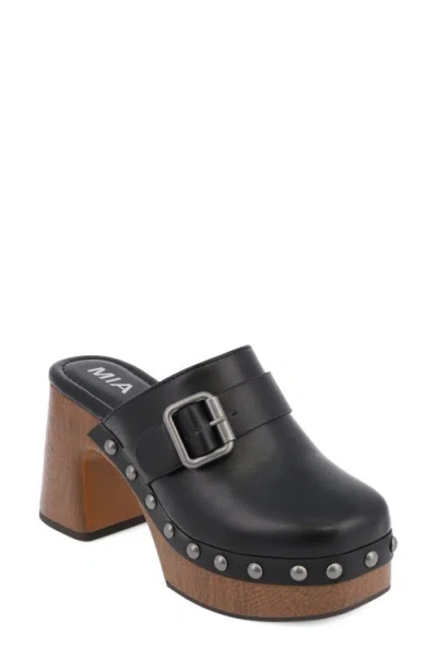 Mia Larina Faux Leather Platform Clog In Black