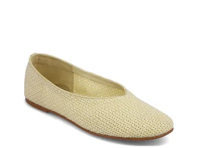 Mia Limited Edition Kinsley Flat In Gold