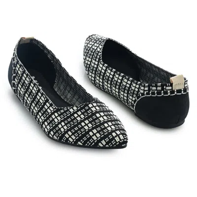 Mia "lissy" Fly Knit Ballet Flats In Black