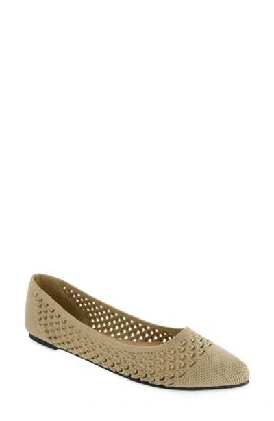 Mia Lovi Knit Pointed Toe Flat In Sand Fly K