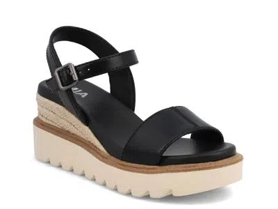 Mia Ophidia Wedge Sandal In Black