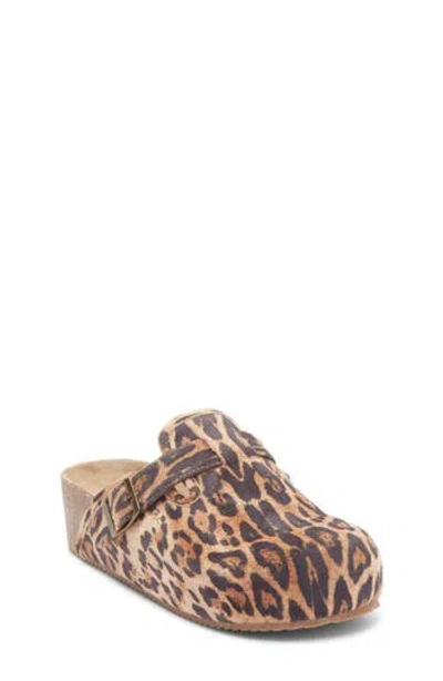 Mia Qwest Clog In Animal Print