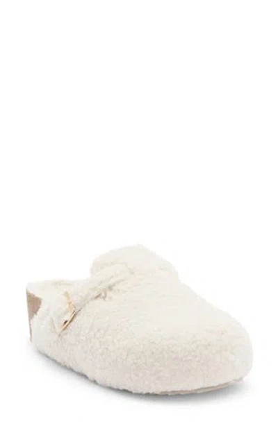 Mia Qwest Clog In White
