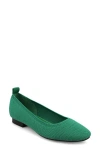 Mia Raisa Stretch Knit Flat In Green