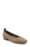 Mia Raisa Stretch Knit Flat In Sand