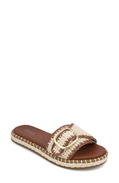 Mia Sabriel Slide Sandal In Brown