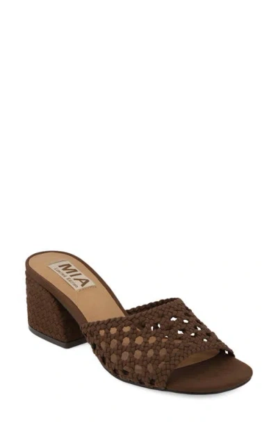 Mia Sahar Slide Sandal In Brown