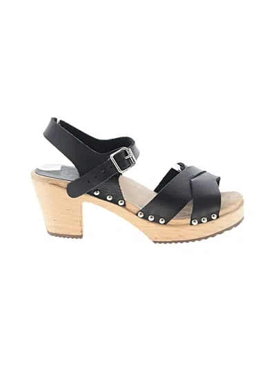 Pre-owned Mia Sandals In Black