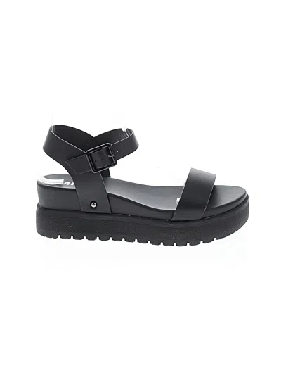 Pre-owned Mia Sandals In Black