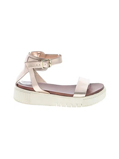 Pre-owned Mia Sandals In Brown