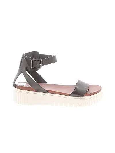 Pre-owned Mia Sandals In Gray