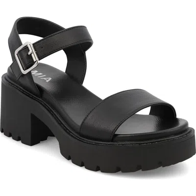 Mia Savy Ankle Strap Platform Sandal In Black