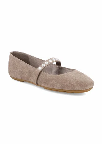 Mia Shoes Women's Karolin Flat Shoes In Stone In Multi