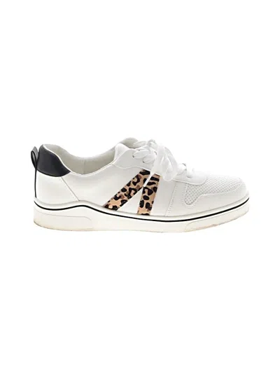 Pre-owned Mia Sneakers In White