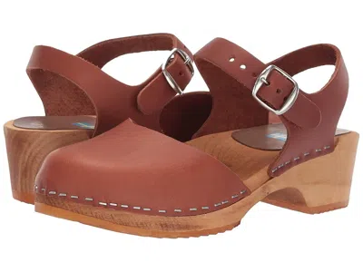 Mia Sofia In Brown