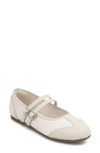 Mia Sorelle Mary Jane Flat In White