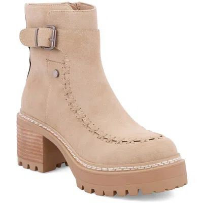 Mia Toula Womens Faux Leather Lugged Sole Ankle Boots In Beige