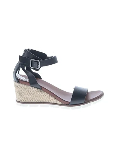 Pre-owned Mia Wedges In Black