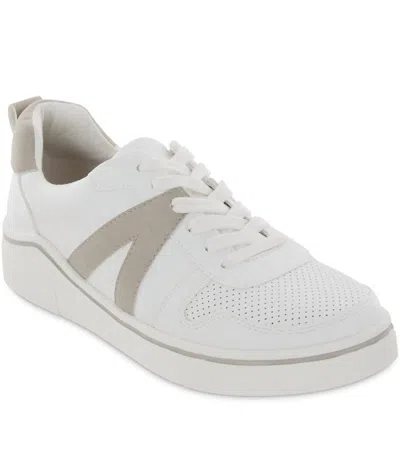 Mia Women's Alta Lace-up Sneaker In White