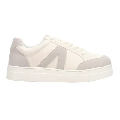 Mia Women's Astra Sneaker In White