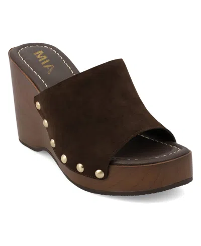 Mia Women's Estefany Suede Platform Sandals In Chocolate