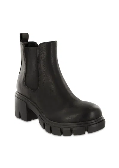 Mia Women's Ivy Boot In Black Malta In Multi