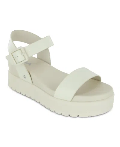 Mia Women's Kayci Platform Round Toe Sandals In Bone