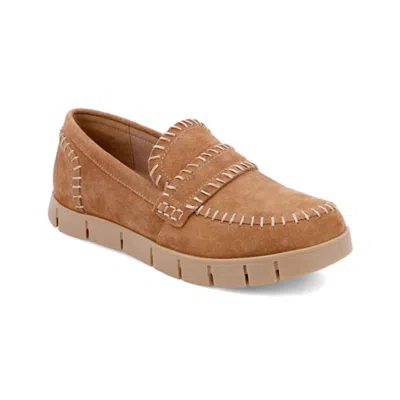 Mia Women's Natalle Loafer In Tan Suede In Multi