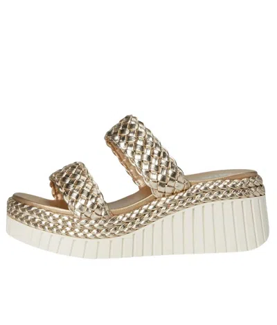 Mia Women's Yoshi Sandal In Gold
