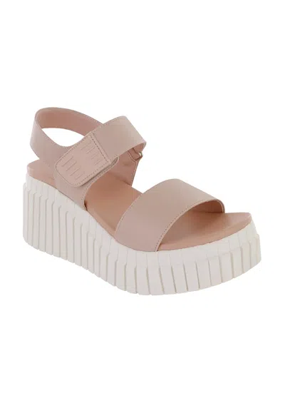 Mia Women's Yuri Sandal In Blush In Gold