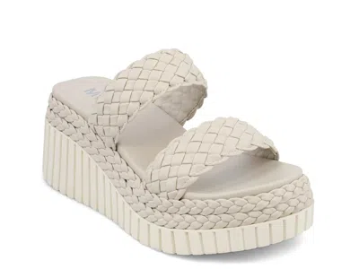 Mia Yoshi Wedge Sandal In White