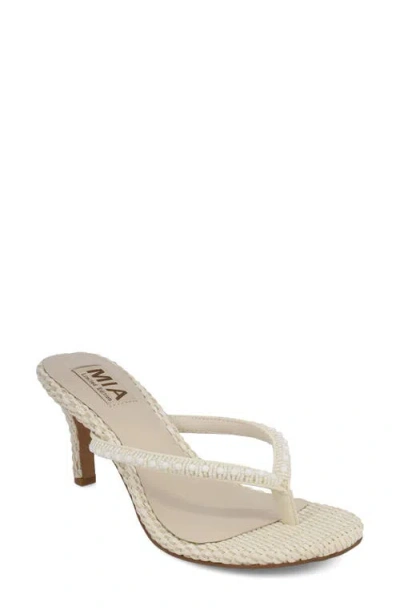 Mia Zilvia Sandal In White