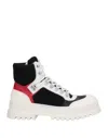 Mich E Simon Ankle Boots In Black