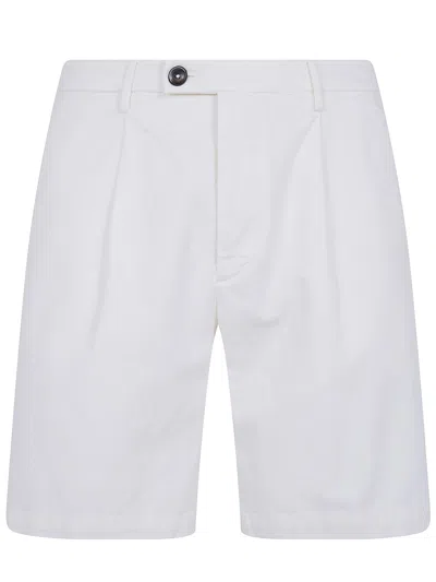 Michael Coal Cotton & Linen Bermuda Trousers In White