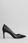 Michael Kors Lace-up Flat Shoes With Elegant Design And Modern Appeal In Black