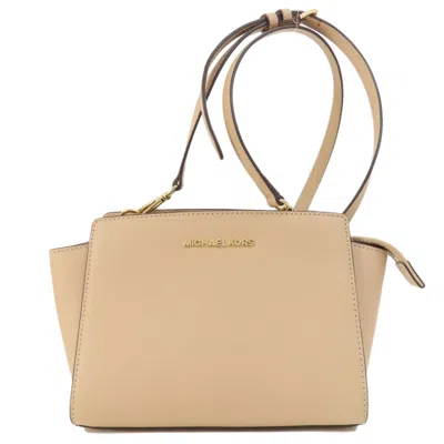 Pre-owned Michael Kors Beige Pvc Shoulder Bag ()