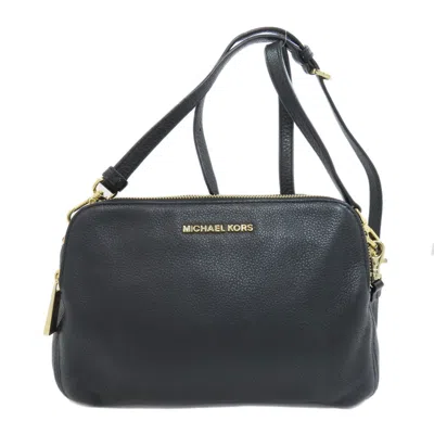 Pre-owned Michael Kors Black Leather Shoulder Bag ()