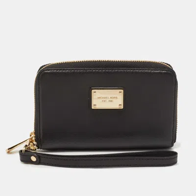 Pre-owned Michael Kors Black Saffiano Leather Jet Set Compact Wristlet Wallet