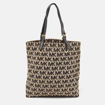 Pre-owned Michael Kors Black/beige Signature Canvas And Leather Jet Set Tote