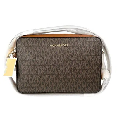 Pre-owned Michael Kors Brown Leather Shoulder Bag Weekend Bag ()