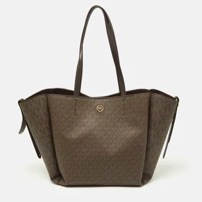 Pre-owned Michael Kors Brown Signature Coated Canvas And Leather Freya Tote