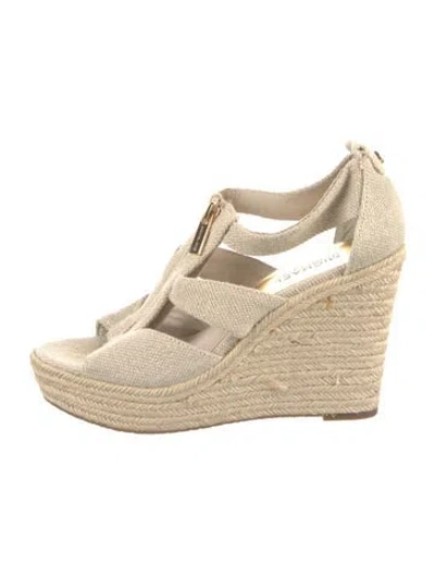 Pre-owned Michael Kors Canvas Espadrilles In Neutral