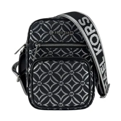 Pre-owned Michael Kors Canvas Shoulder Bag () In Multi