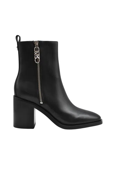 Michael Kors Elegant Flat Shoes For Women In Black