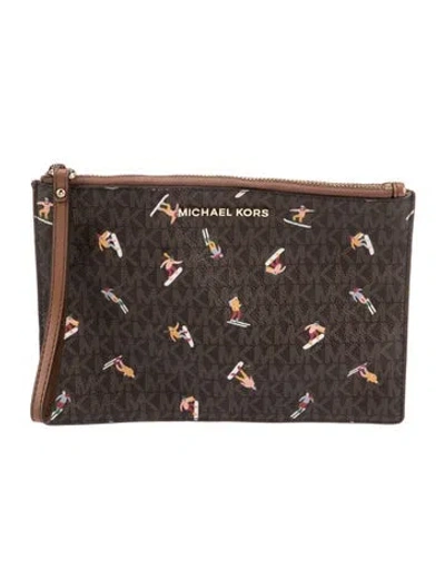 Pre-owned Michael Kors Clutch In Brown