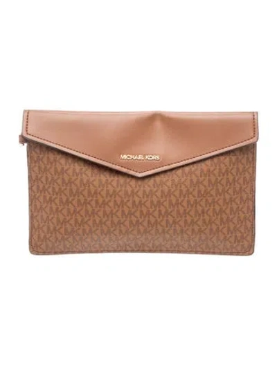 Pre-owned Michael Kors Clutch In Brown