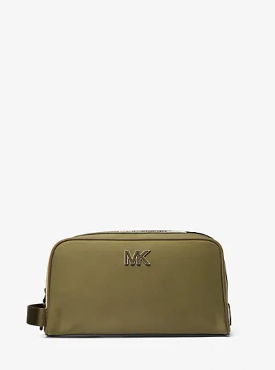Michael Kors Eli Nylon Travel Kit In Green