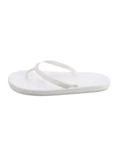 Pre-owned Michael Kors Embossed Leather Flip Flops In White