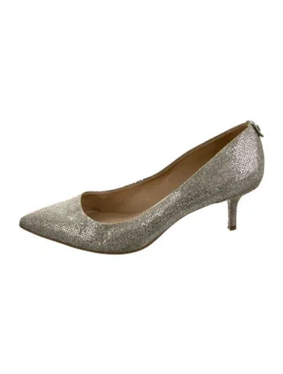 Pre-owned Michael Kors Glitter Glitter Accents Pumps In Metallic/silver