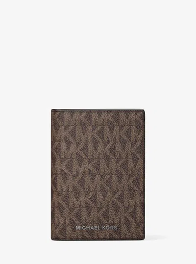 Michael Kors Hudson Signature Logo Bi-fold Card Case In Brown